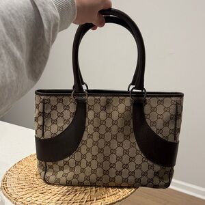 Authentic Gucci Zip Canvas Tote